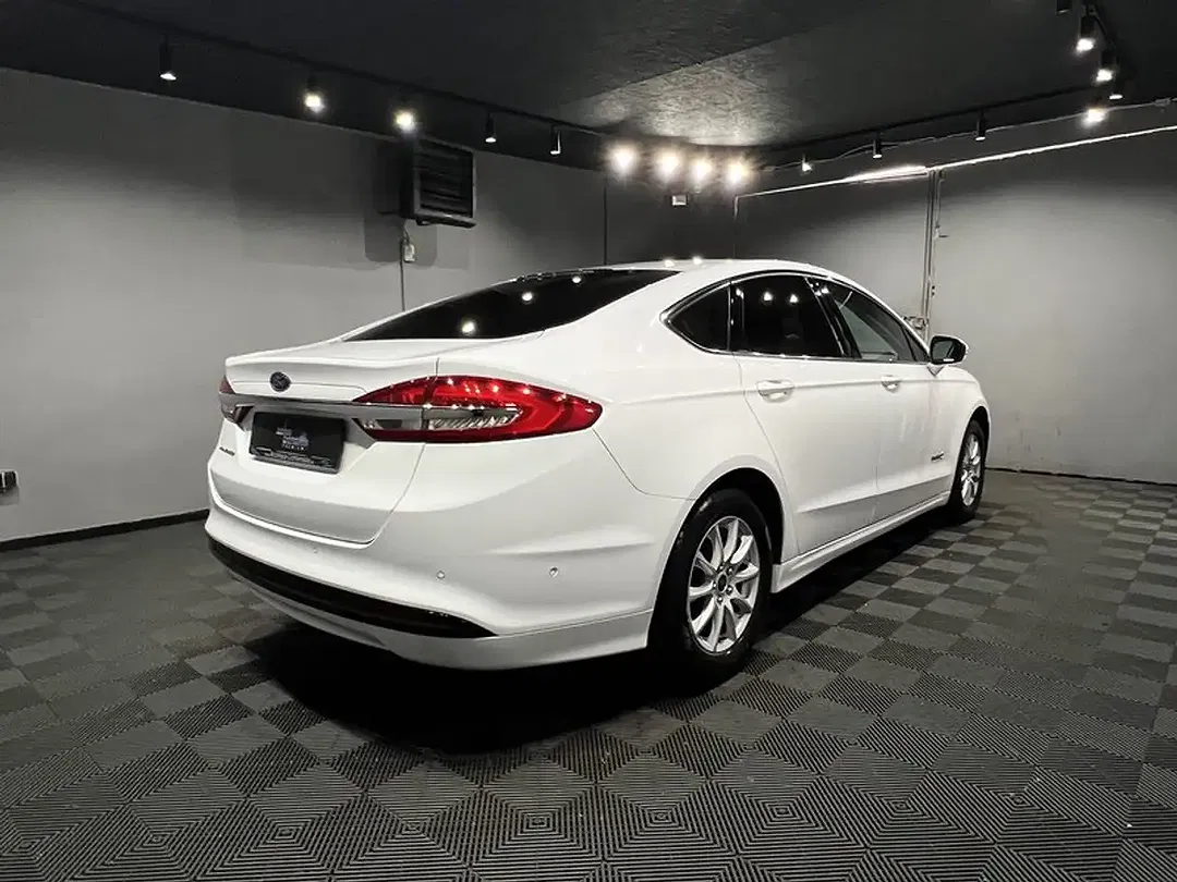 Ford Mondeo - Thumbnail 4
