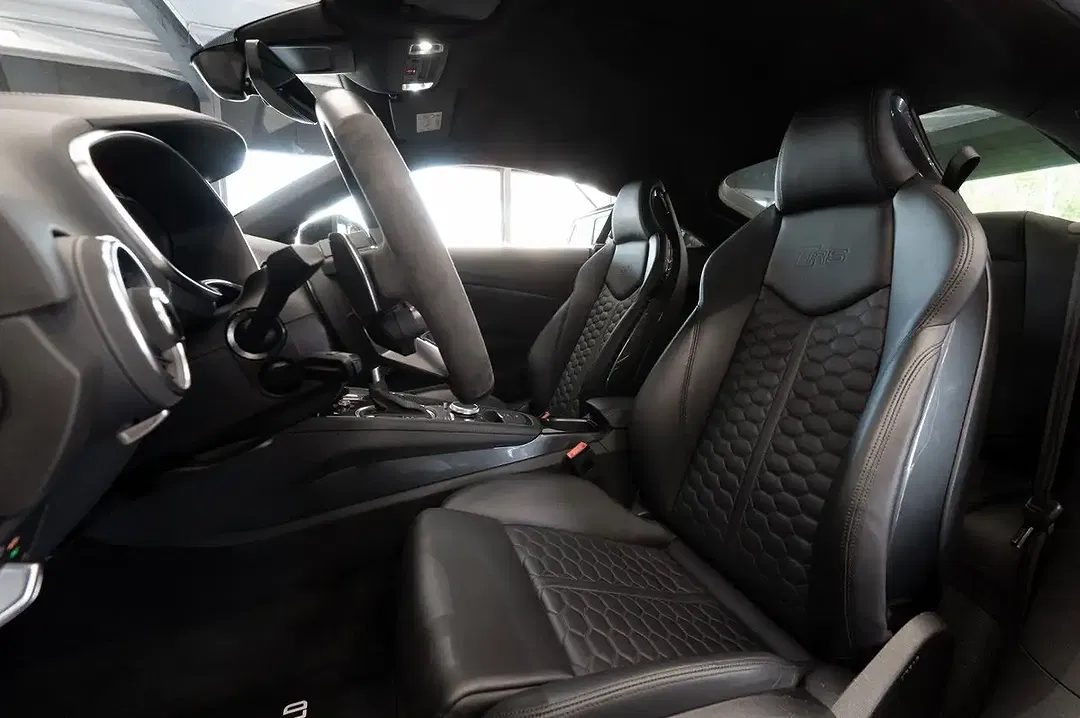 Audi TT RS - Thumbnail 12