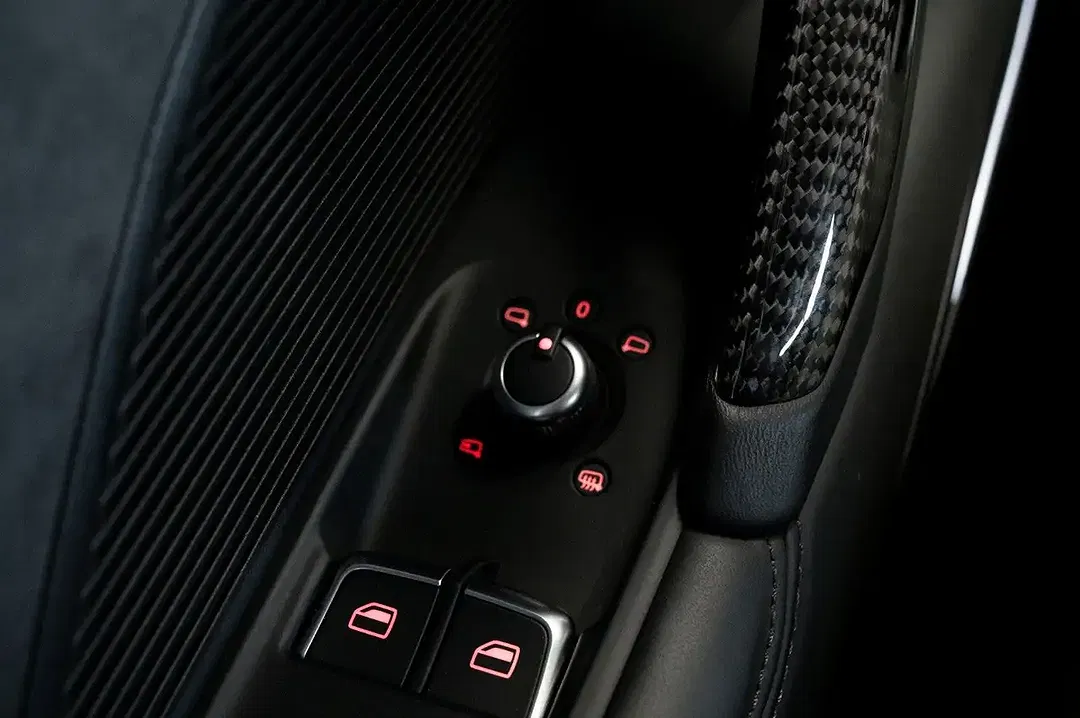 Audi TT RS - Thumbnail 29