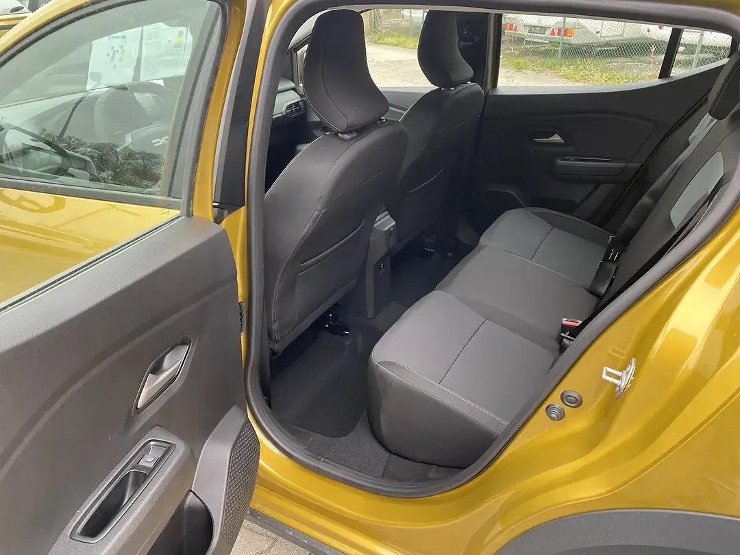 Dacia Sandero - Thumbnail 8