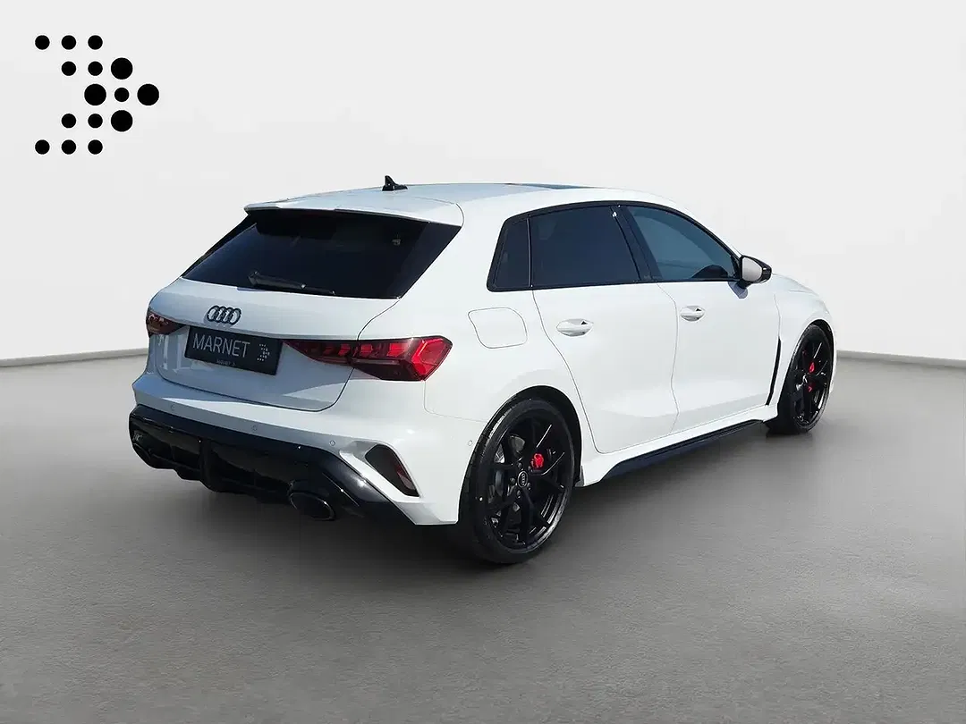 Audi RS3 - Thumbnail 1