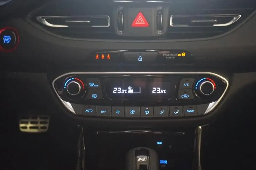 Hyundai i30 - Thumbnail 11