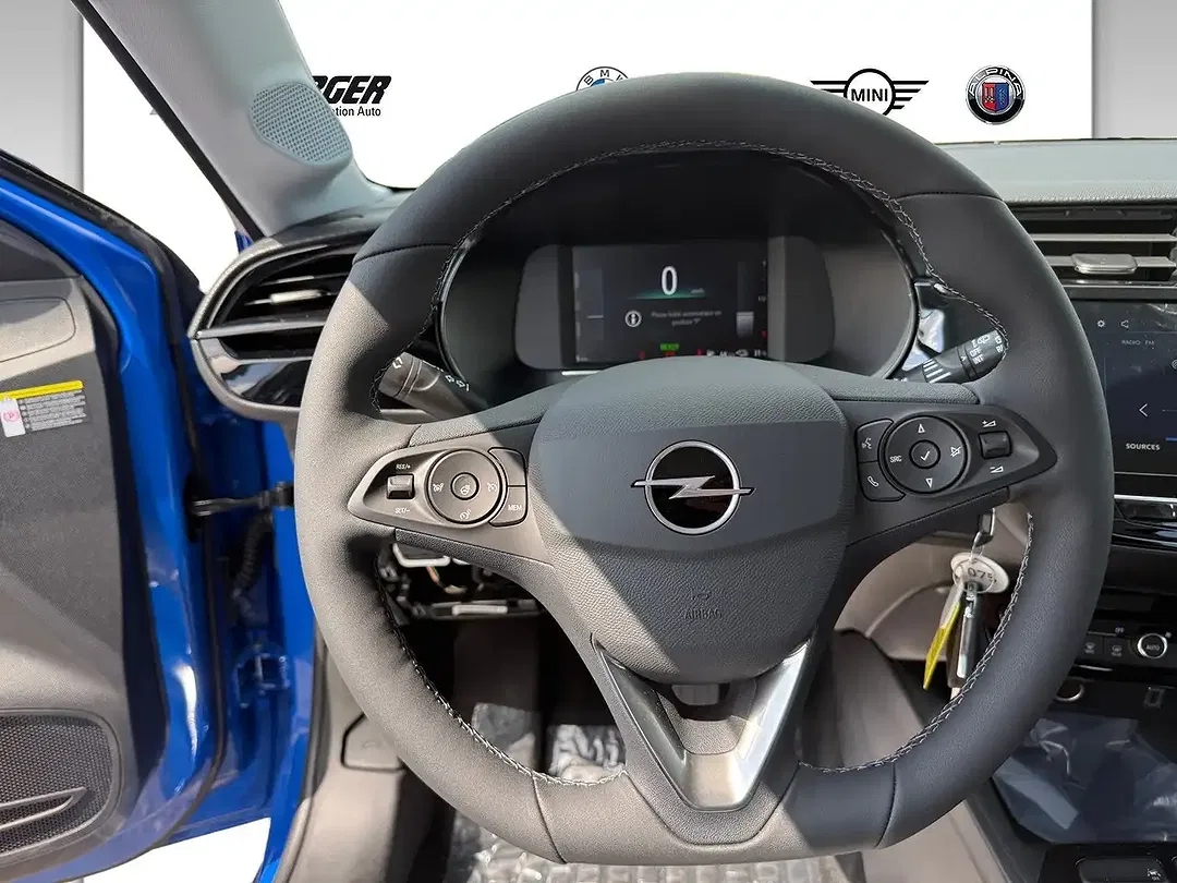Opel Corsa - Thumbnail 9