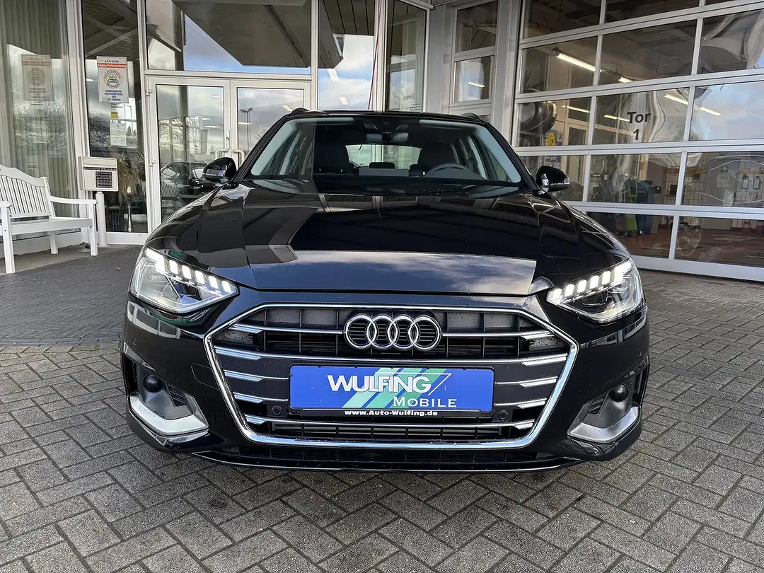 Audi A4 - Thumbnail 2