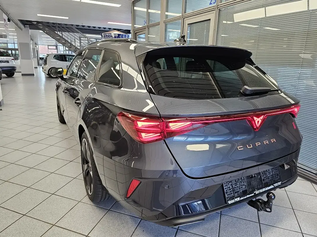 CUPRA Leon - Thumbnail 9