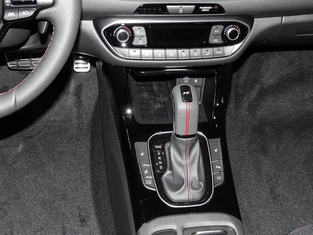 Hyundai i30 - Thumbnail 10