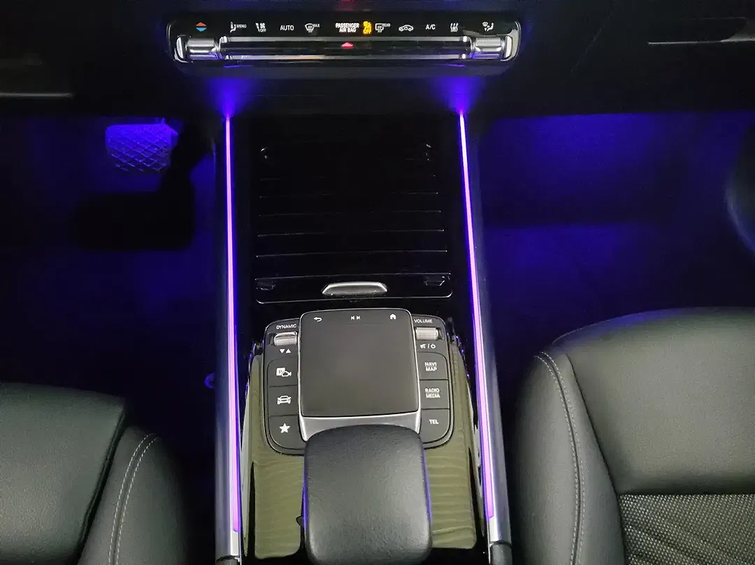 Mercedes-Benz EQA 250 - Thumbnail 5