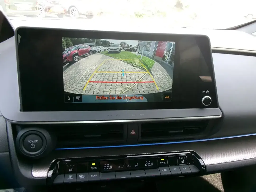 Toyota Prius - Thumbnail 8