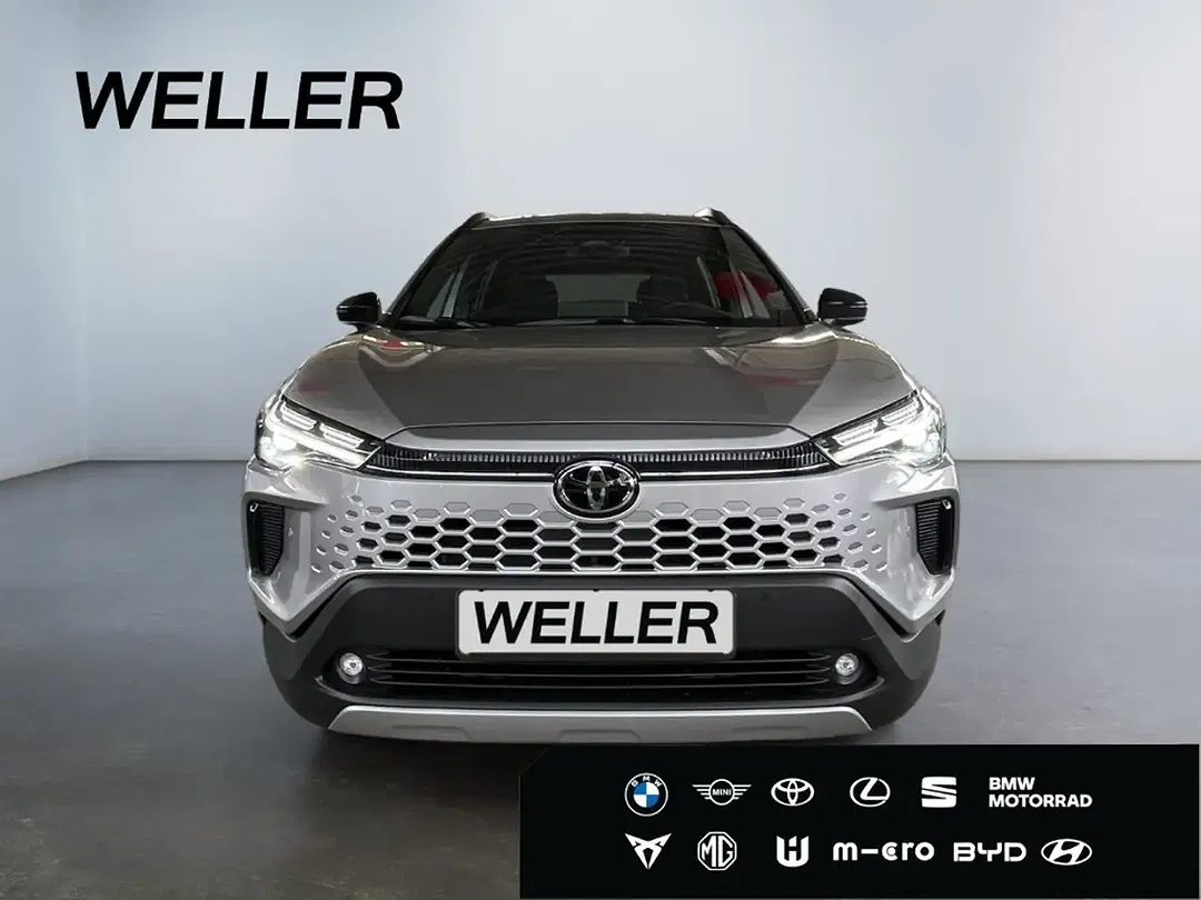 Toyota Corolla Cross - Thumbnail 2
