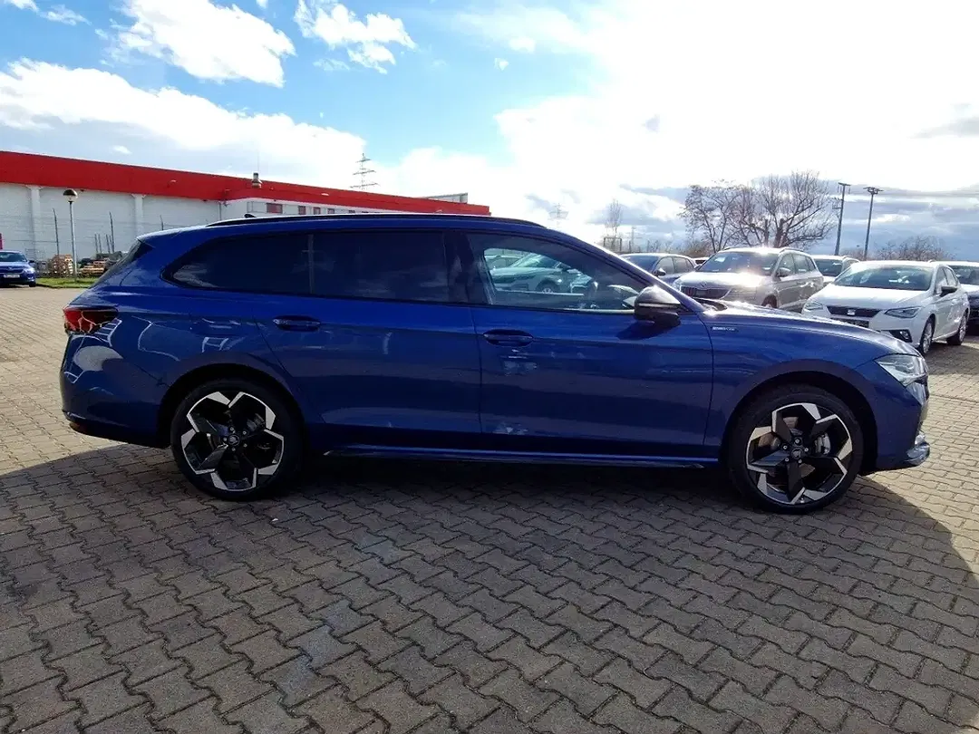 Skoda Superb - Thumbnail 6