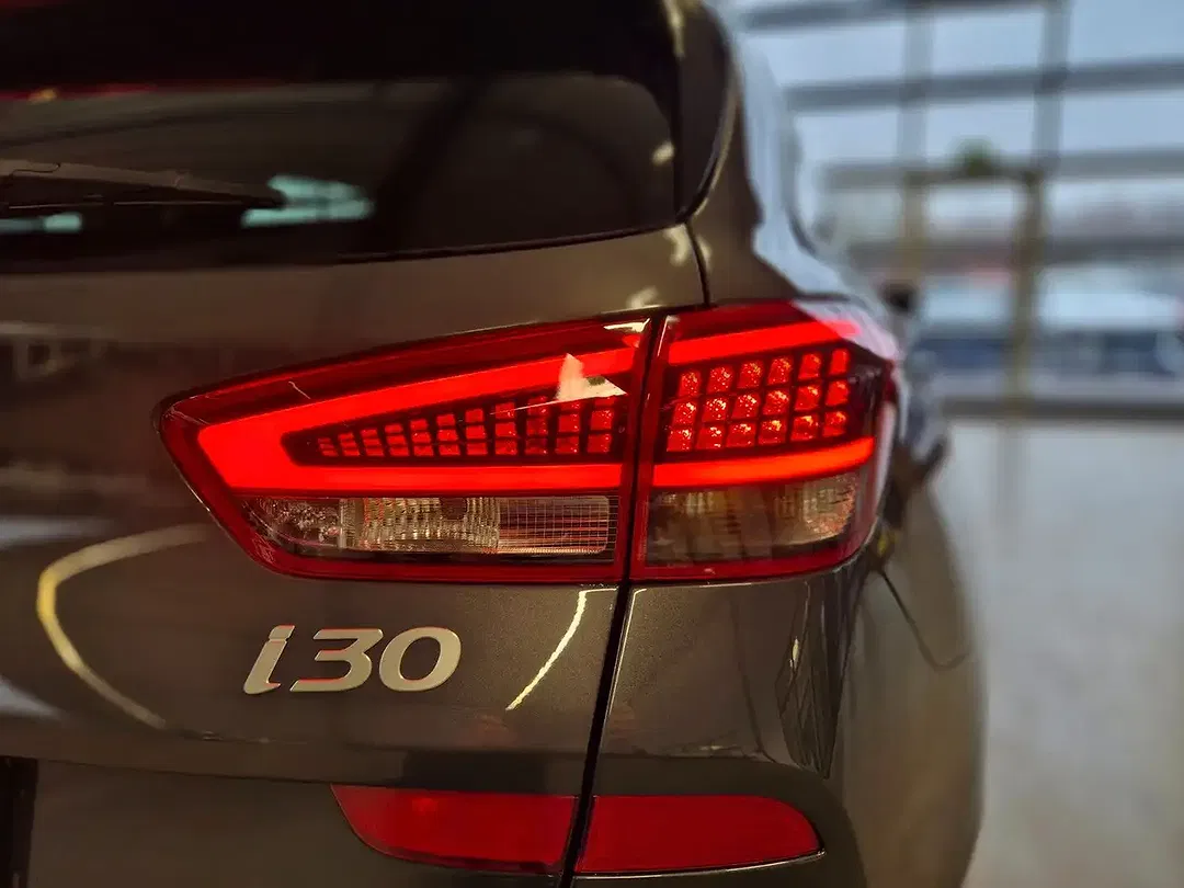 Hyundai i30 - Thumbnail 11