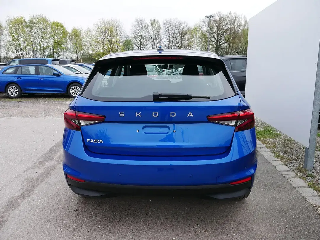Skoda Fabia - Thumbnail 2