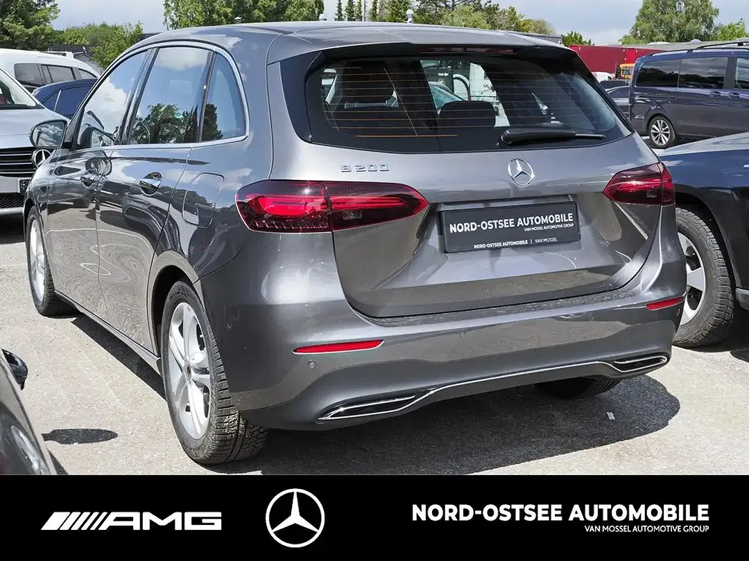 Mercedes-Benz B 200 - Thumbnail 4