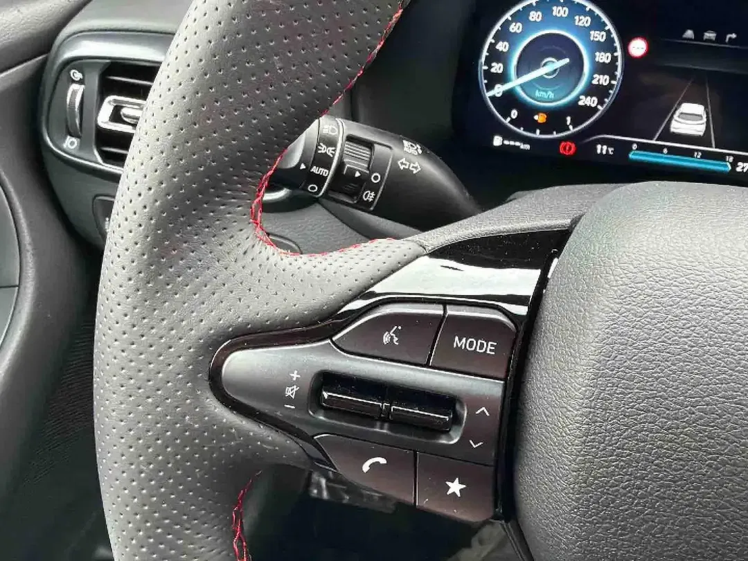 Hyundai i30 - Thumbnail 15