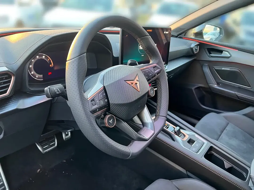 CUPRA Leon - Thumbnail 7