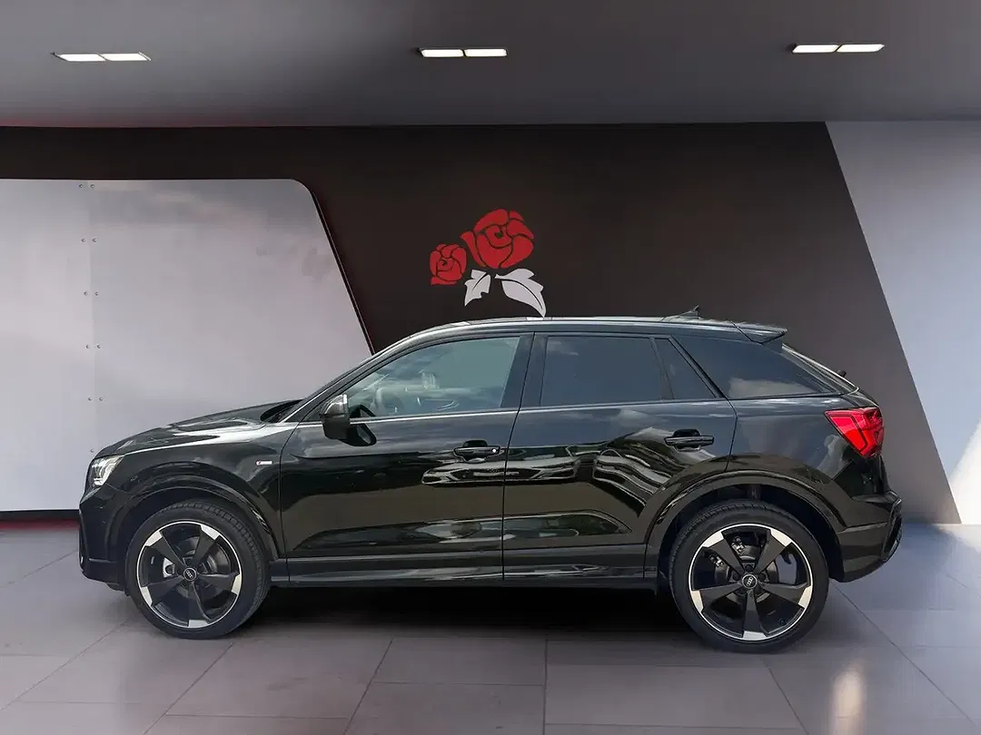 Audi Q2 - Thumbnail 2