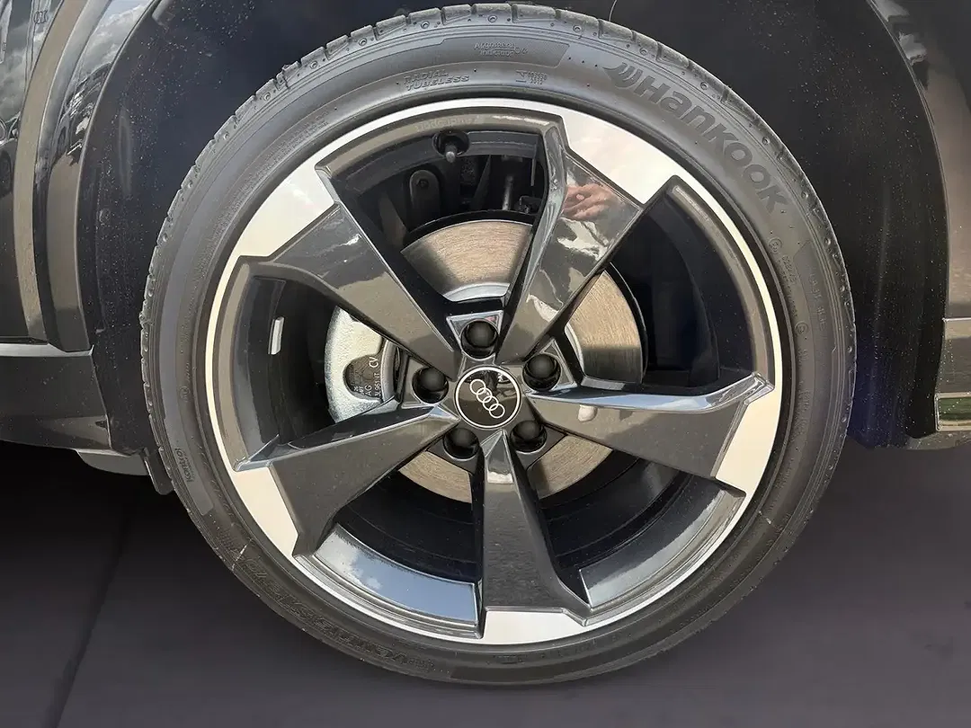 Audi Q2 - Thumbnail 6