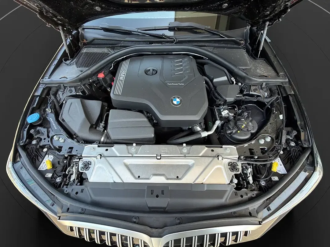 BMW 320 - Thumbnail 13