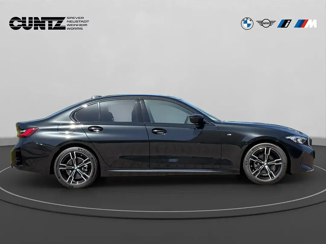 BMW 320 - Thumbnail 4