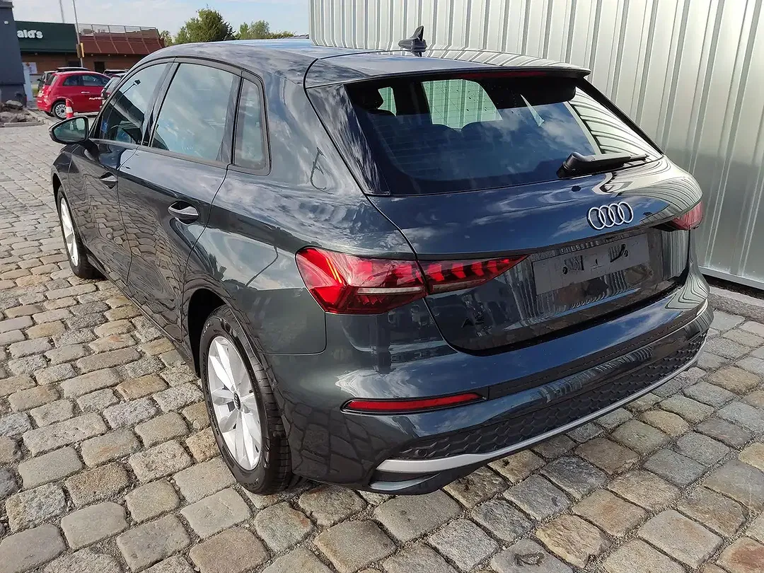 Audi A3 - Thumbnail 4