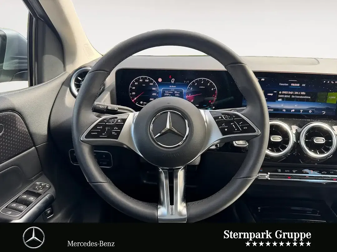 Mercedes-Benz B 180 - Thumbnail 12