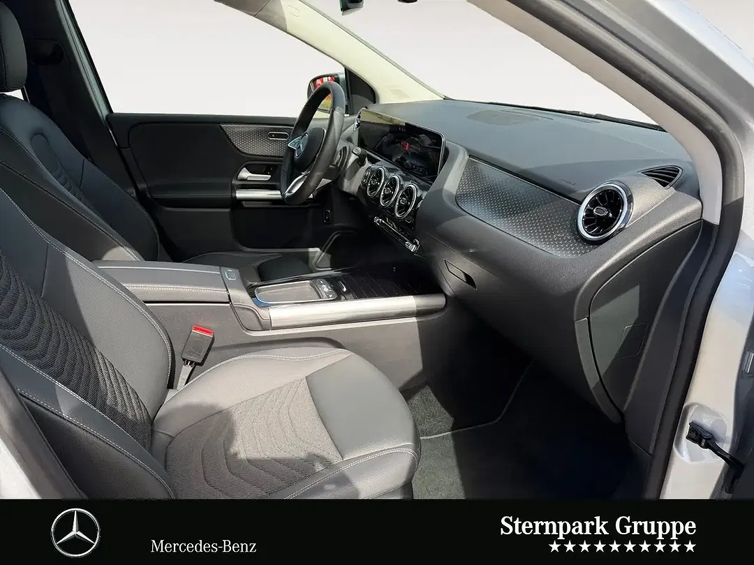 Mercedes-Benz B 180 - Thumbnail 15