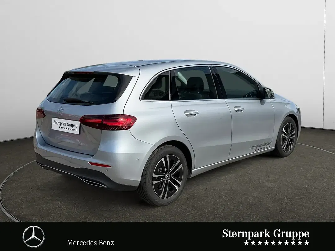 Mercedes-Benz B 180 - Thumbnail 5