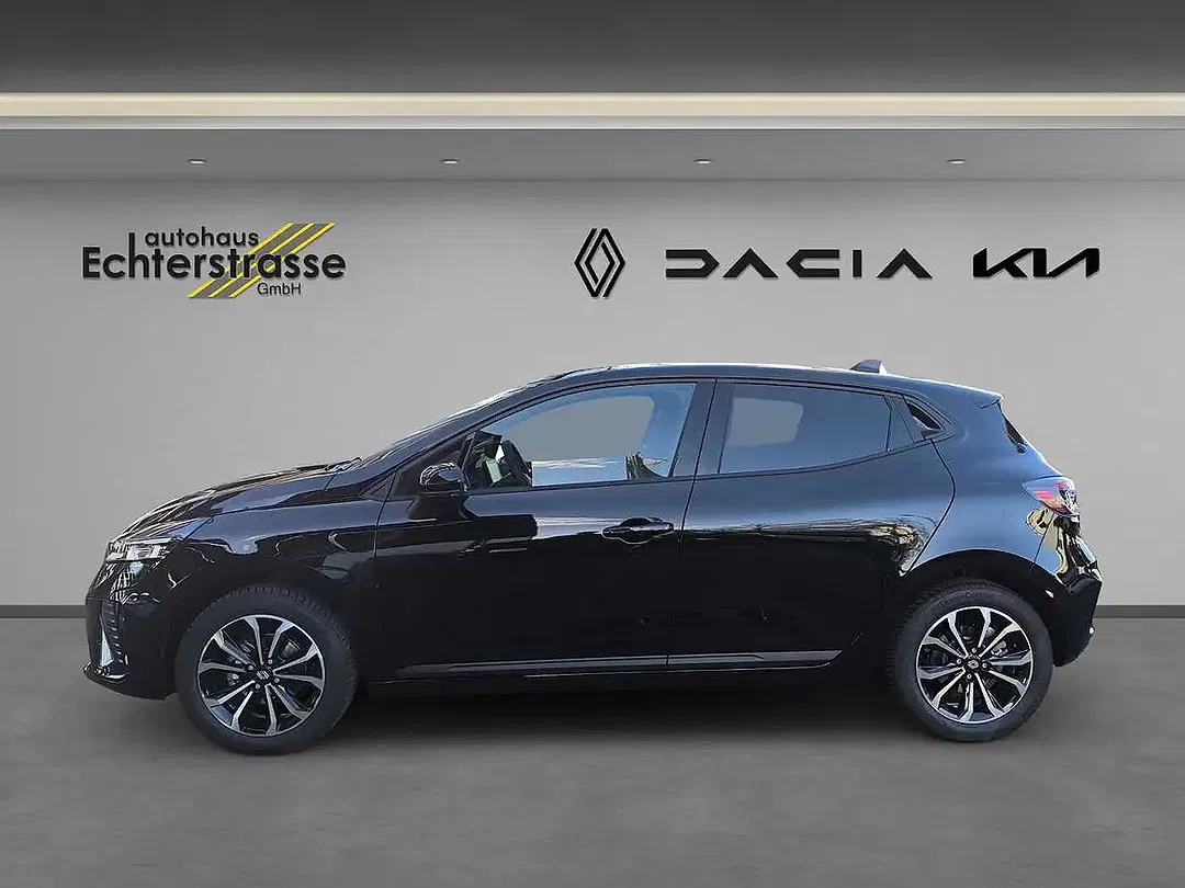 Renault Clio - Thumbnail 3