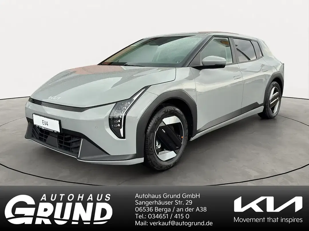 Kia EV4 - Thumbnail 1