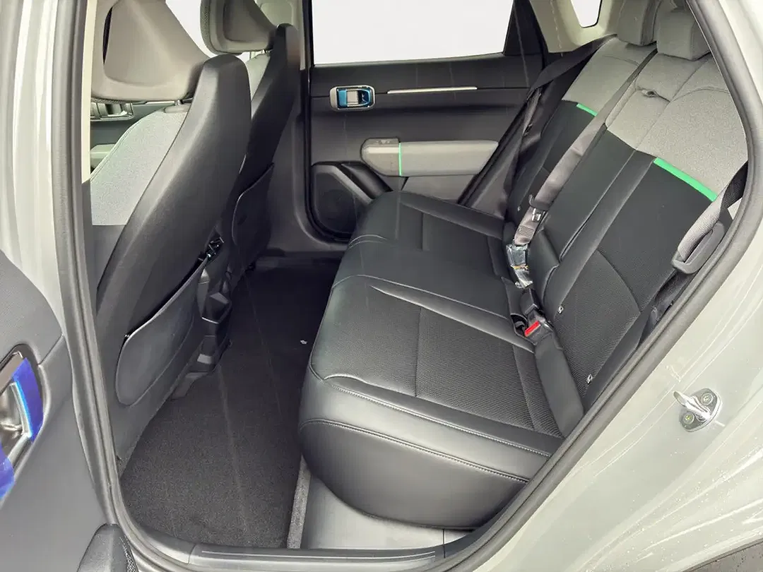Kia EV4 - Thumbnail 8