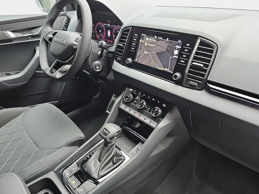 Skoda Karoq - Thumbnail 17