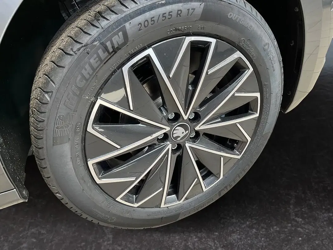 Skoda Kamiq - Thumbnail 14