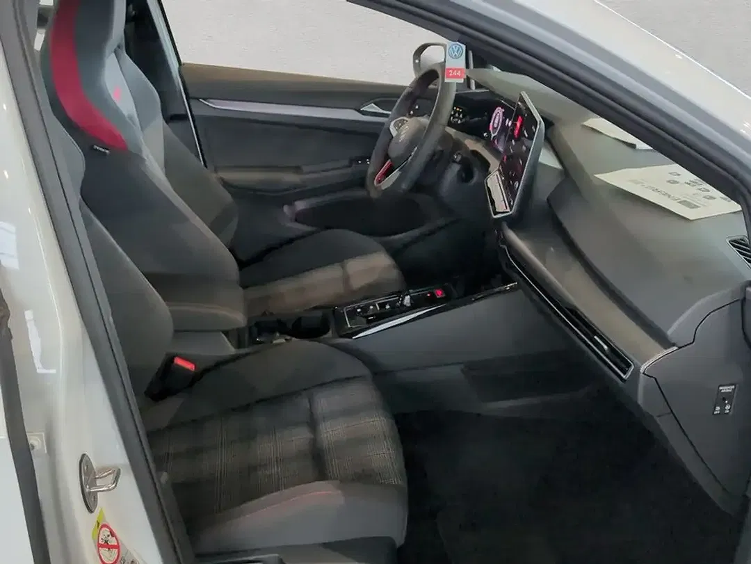 Volkswagen Golf GTI - Thumbnail 19
