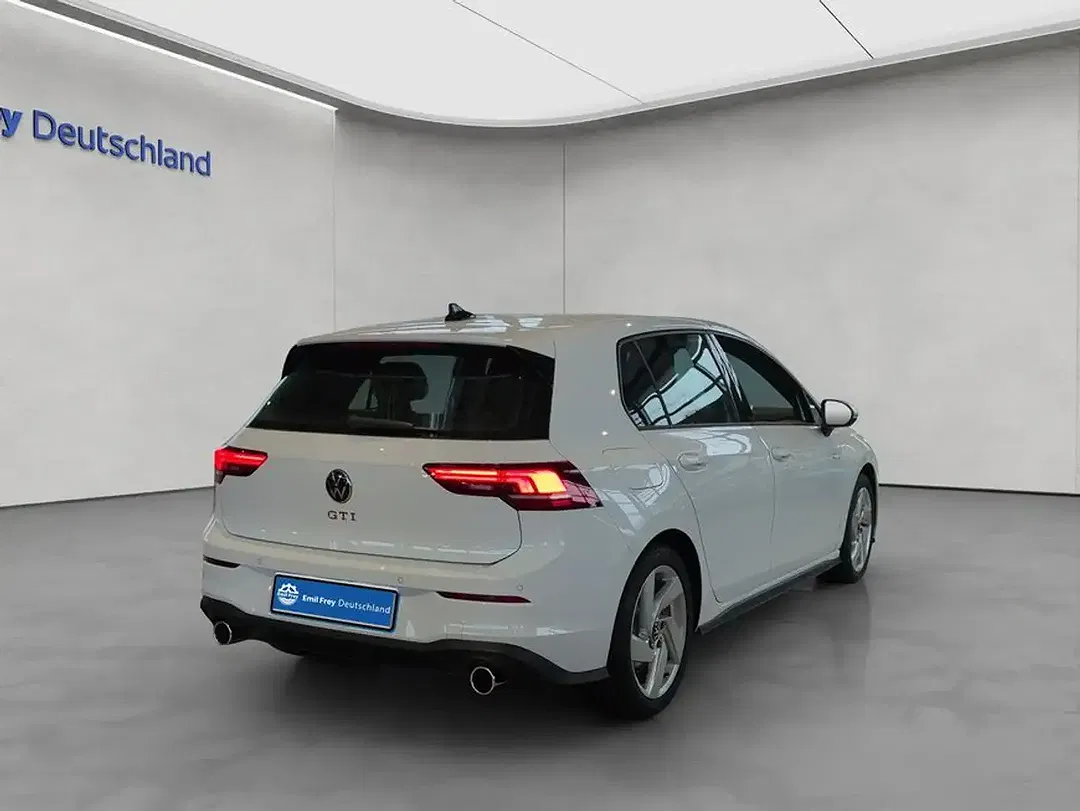 Volkswagen Golf GTI - Thumbnail 6