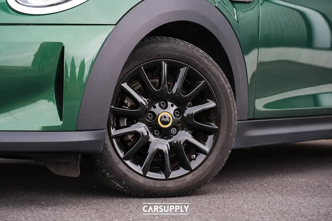 MINI Cooper SE - Thumbnail 9