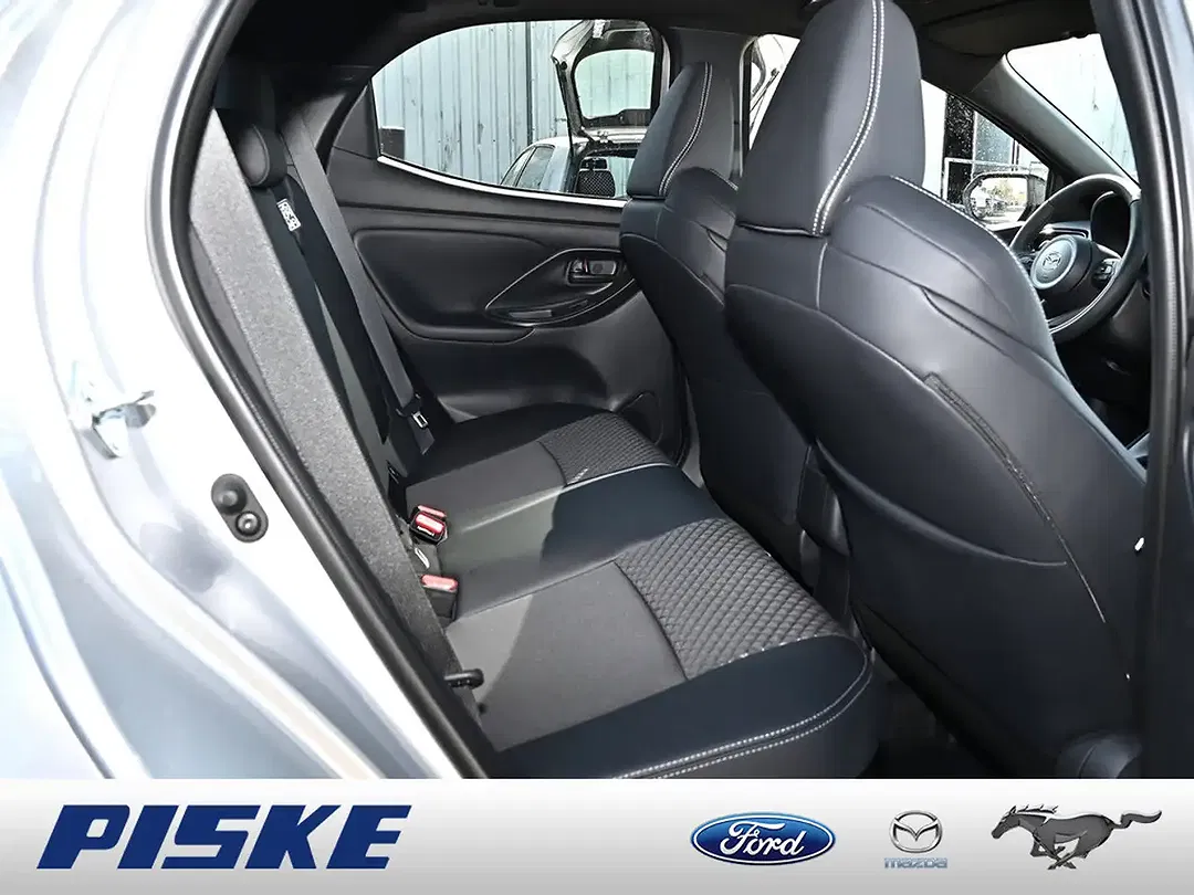 Mazda 2 - Thumbnail 4
