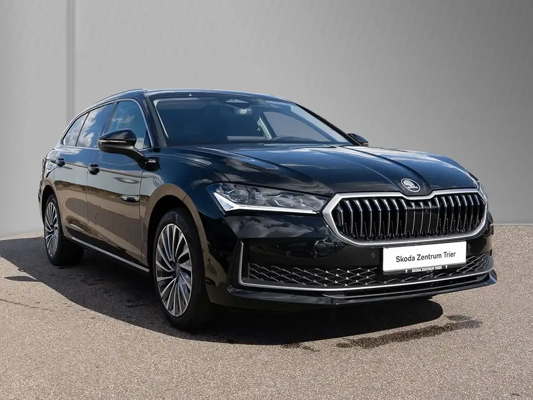 Skoda Superb - Thumbnail 3