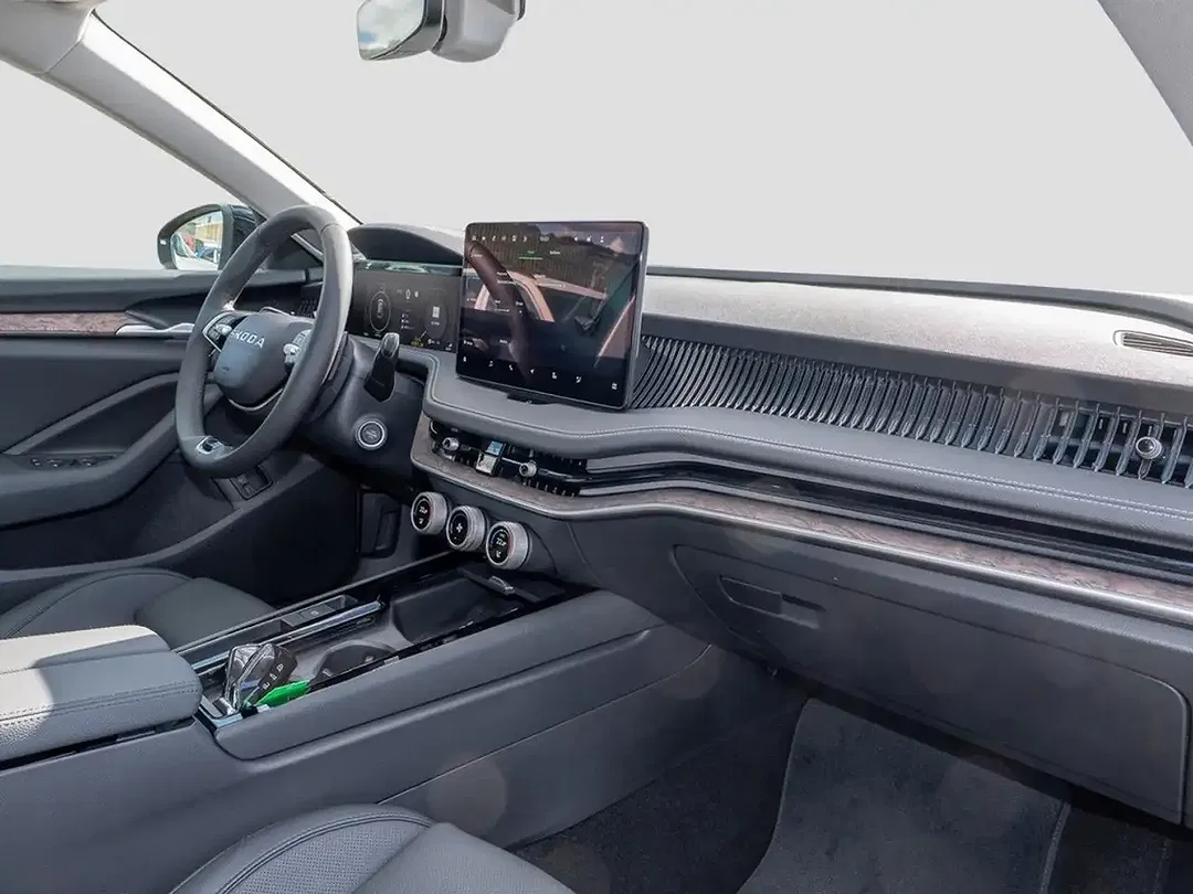 Skoda Superb - Thumbnail 8