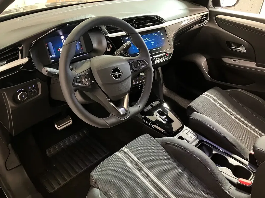 Opel Corsa - Thumbnail 2