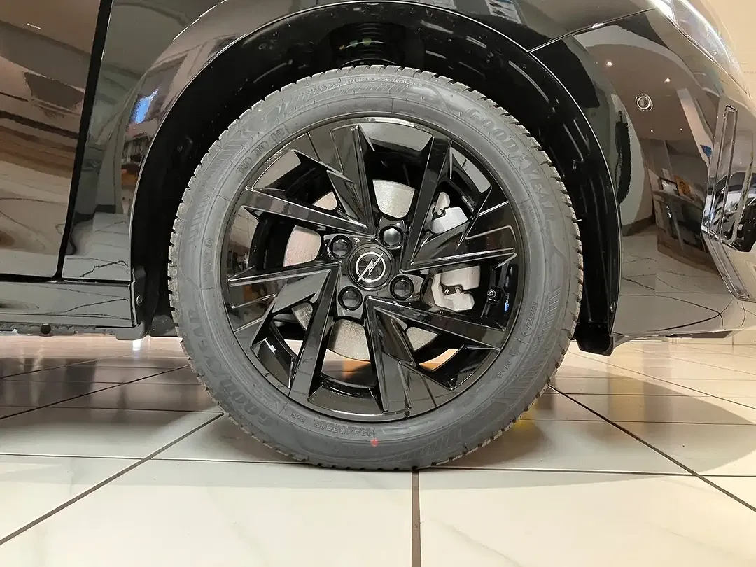 Opel Corsa - Thumbnail 3