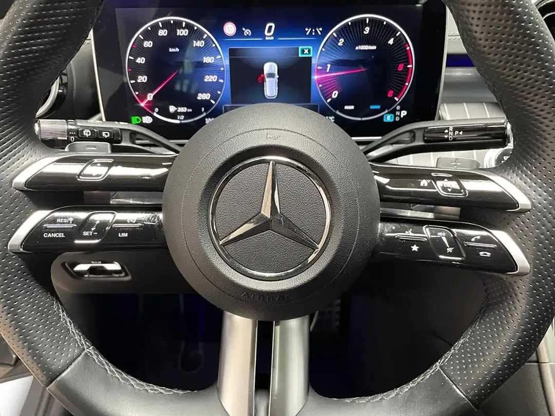 Mercedes-Benz C 220 - Thumbnail 11