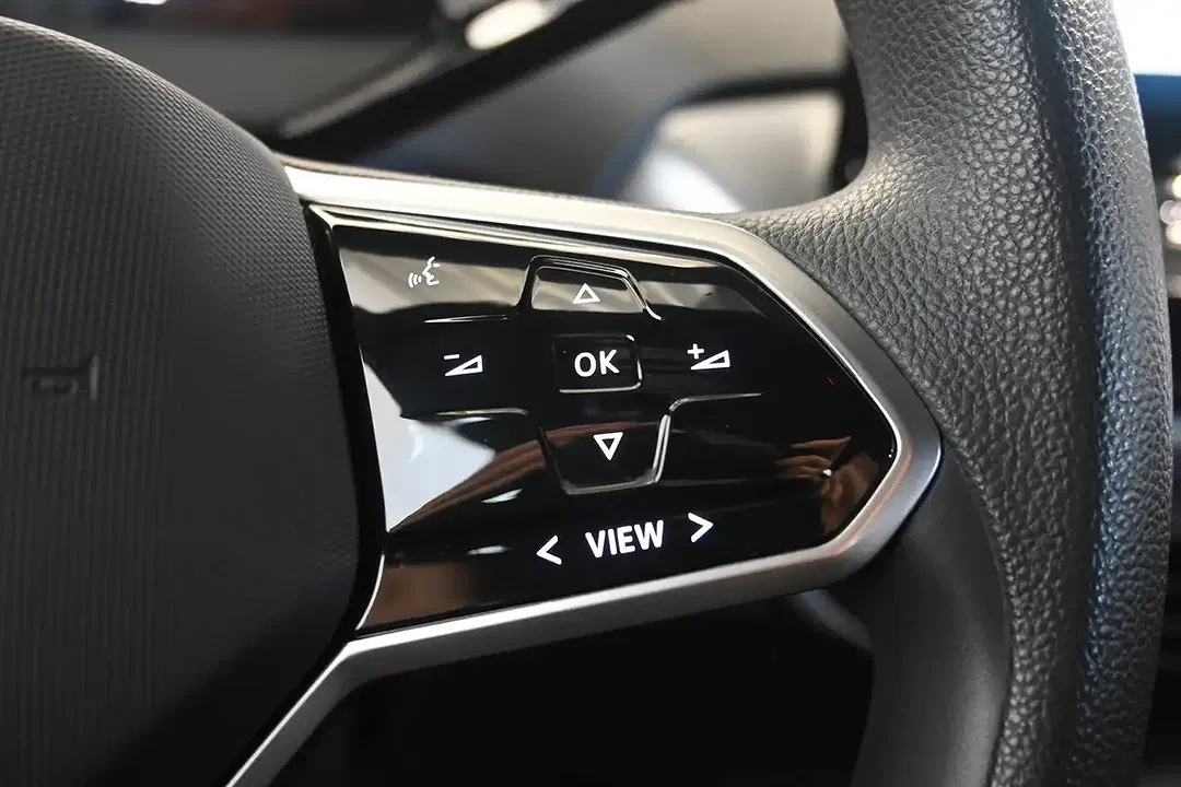 Volkswagen ID.4 - Thumbnail 15
