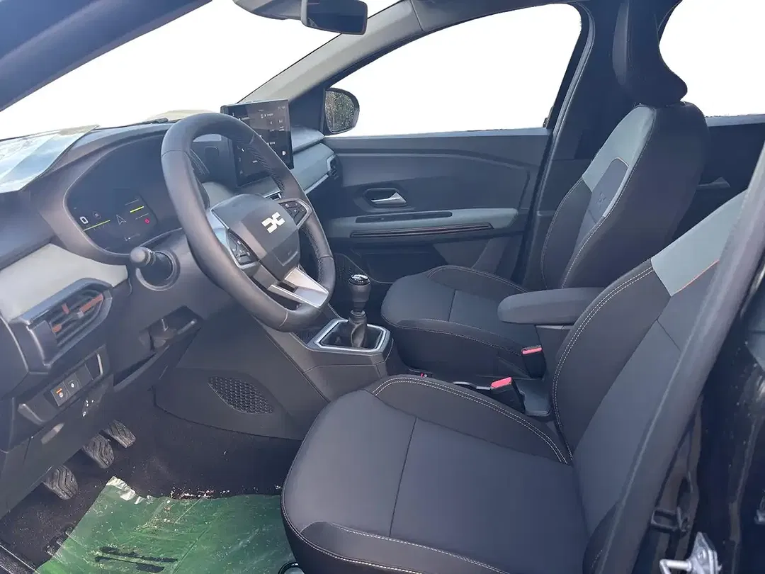 Dacia Sandero - Thumbnail 11