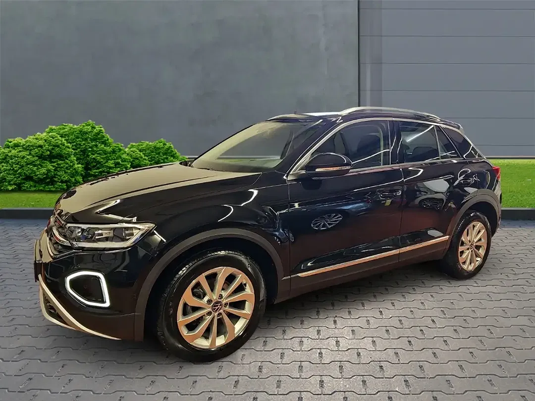Volkswagen T-Roc - Thumbnail 2