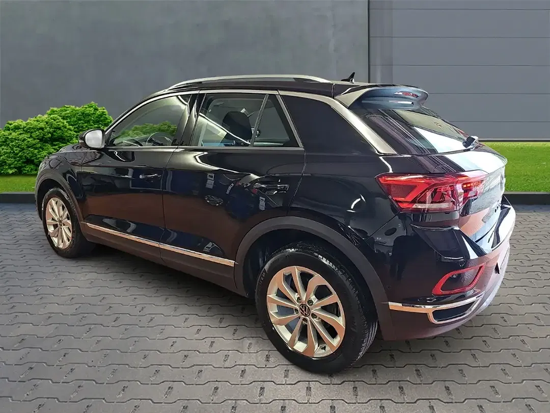 Volkswagen T-Roc - Thumbnail 3