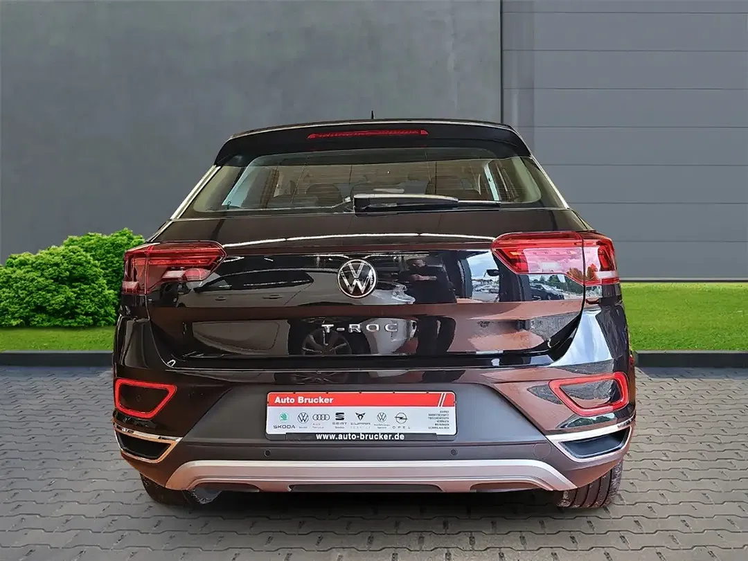 Volkswagen T-Roc - Thumbnail 4