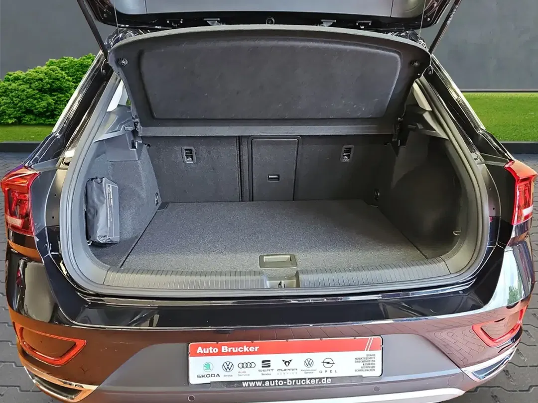 Volkswagen T-Roc - Thumbnail 6