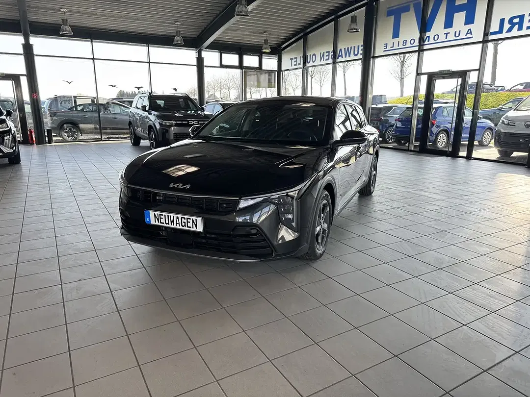 Kia K4 - Thumbnail 1