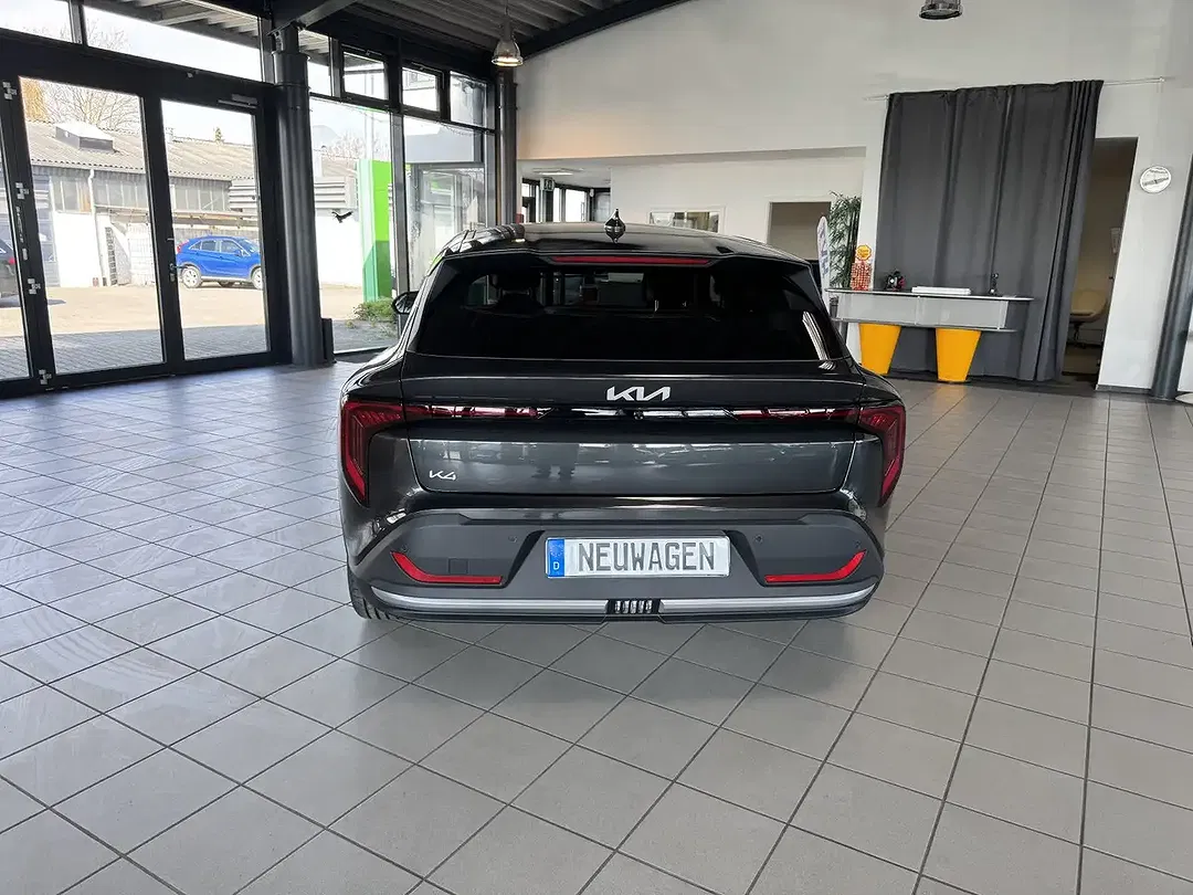 Kia K4 - Thumbnail 5