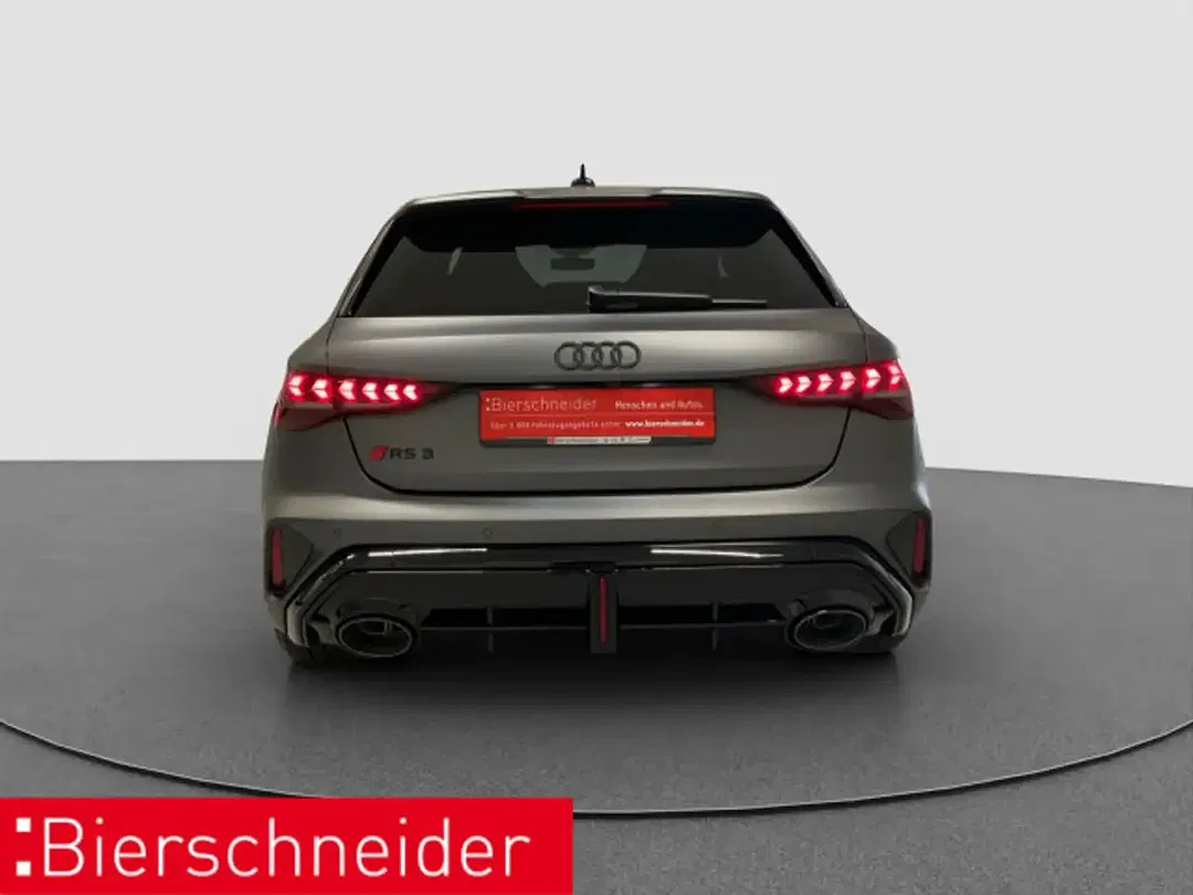 Audi RS3 - Thumbnail 4